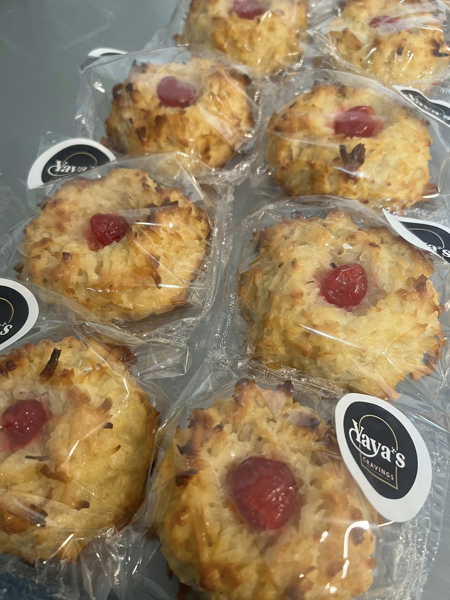 Puerto-Rican Coconut Macaroons "Besitos de Coco"