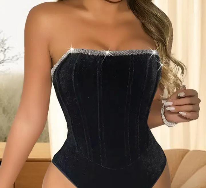Elegante body de Terciopelo sin Espalda 