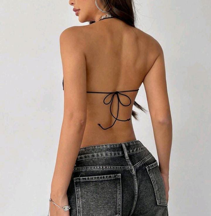 Top de encaje negro