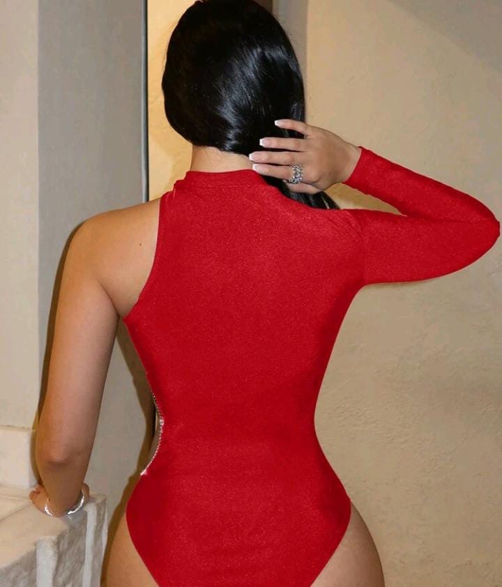 Body rojo de un solo hombro