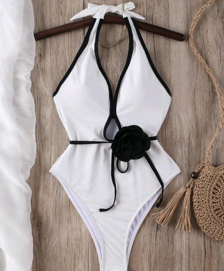 Traje de baño blanco