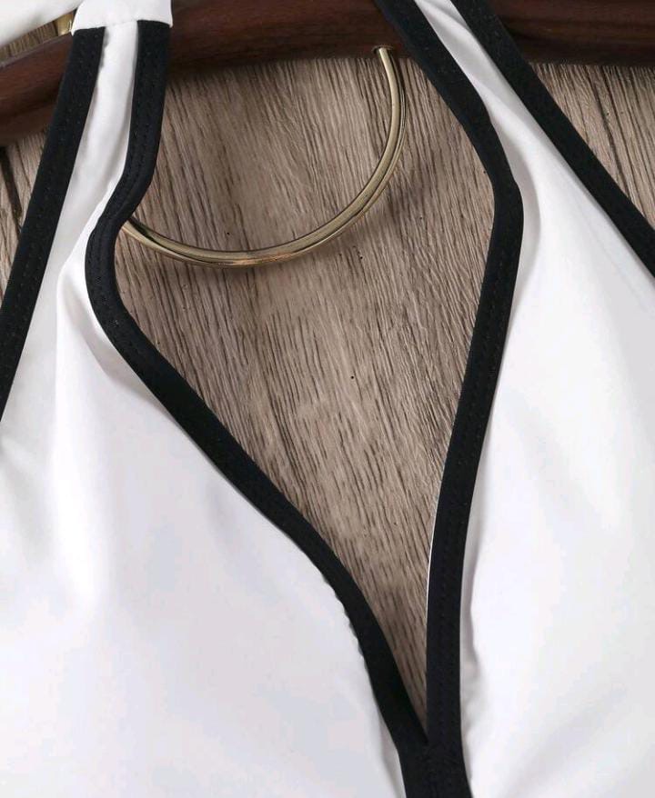 Traje de baño blanco