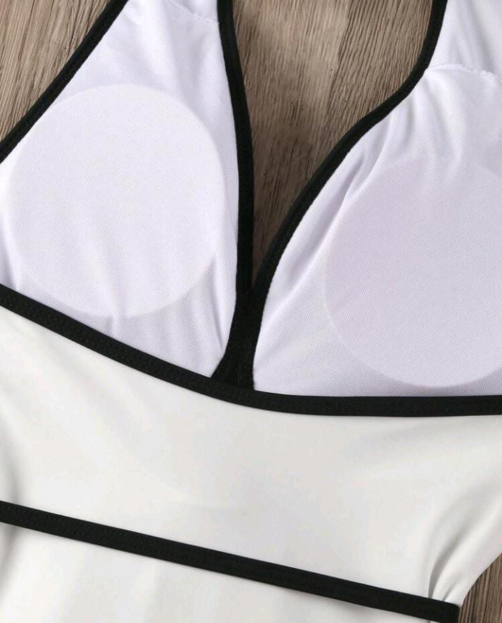 Traje de baño blanco