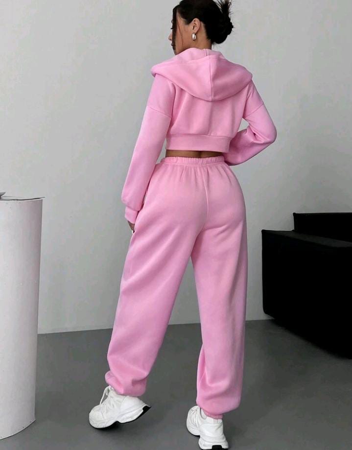 Conjunto deportivo de chándal rosa