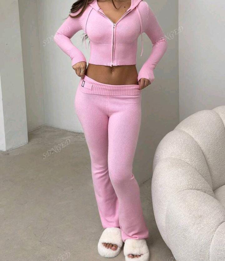 Conjunto deportivo rosado