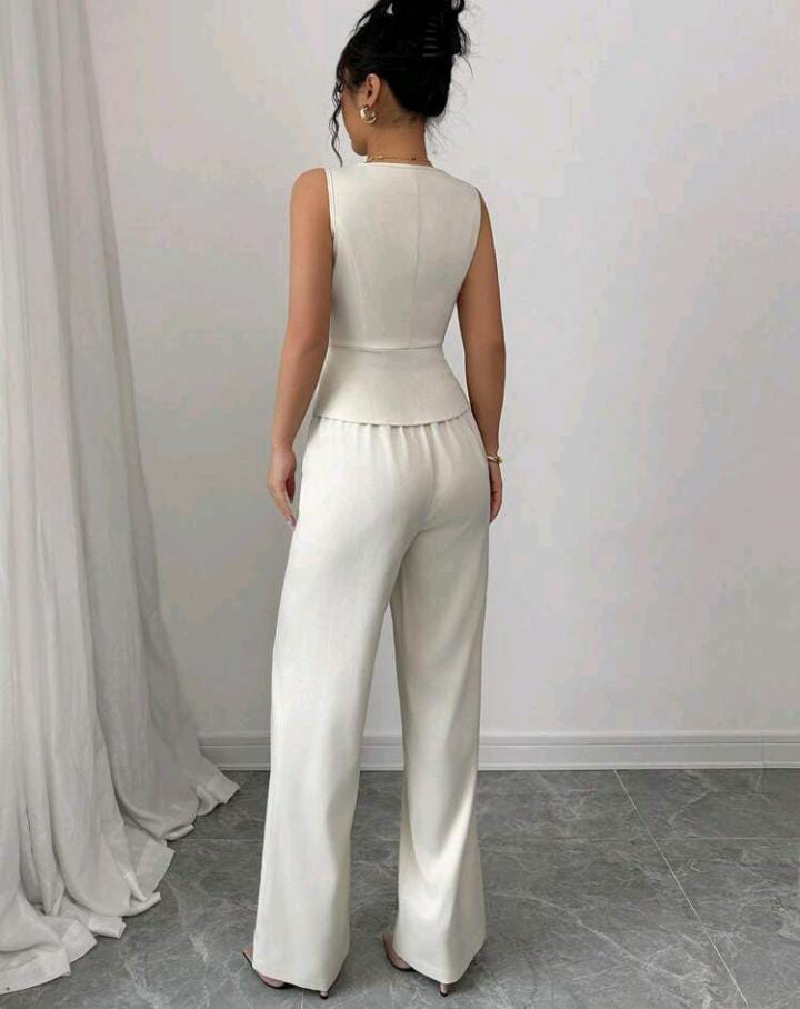 Conjunto de pantalón y chaleco elegante