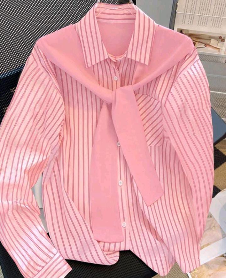 Camisa rosa a rayas