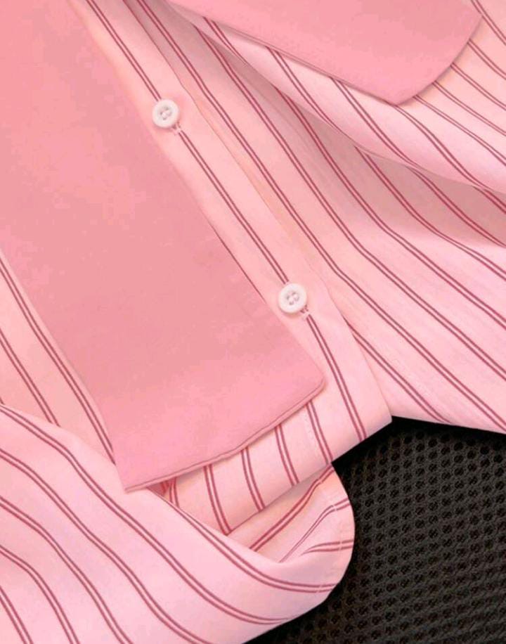 Camisa rosa a rayas