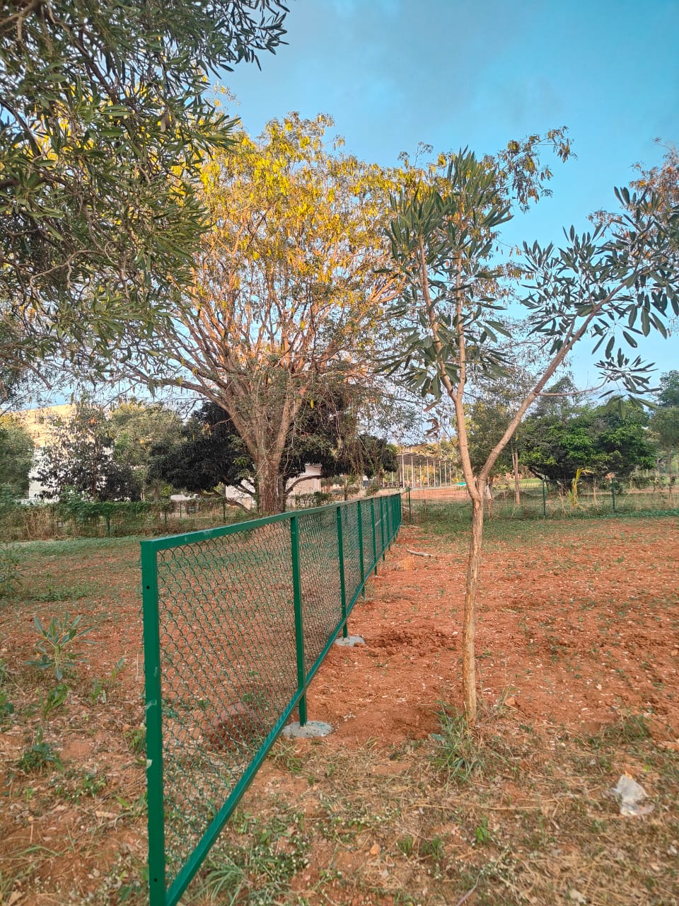 CHAINLINK MESH FRAME