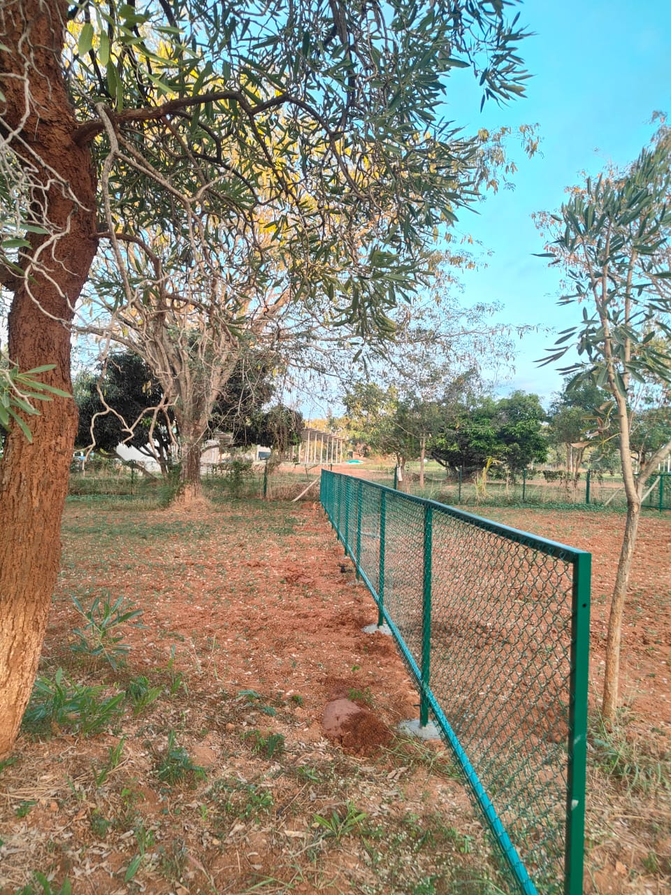 CHAINLINK MESH FRAME