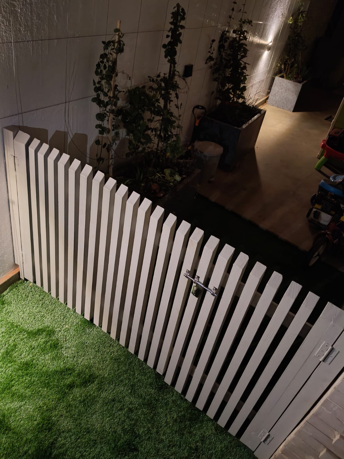 JAFFALWOOD GATES FOR PET DOGS