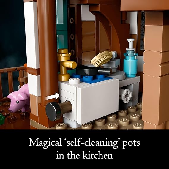 LEGO Harry Potter The Burrow – Collectors’ Edition, Weasley House, Collectible Building Set, 10 Minifigures Plus Errol The Owl, Gift for Adult Fans of The Wizarding World, 76437