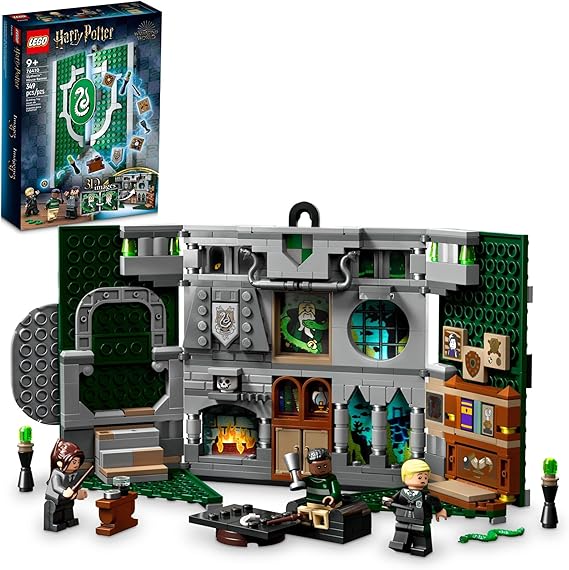 LEGO® Harry Potter™ Banner da Casa Sonserina™ 76410; Conjunto de Construção (349 peças)