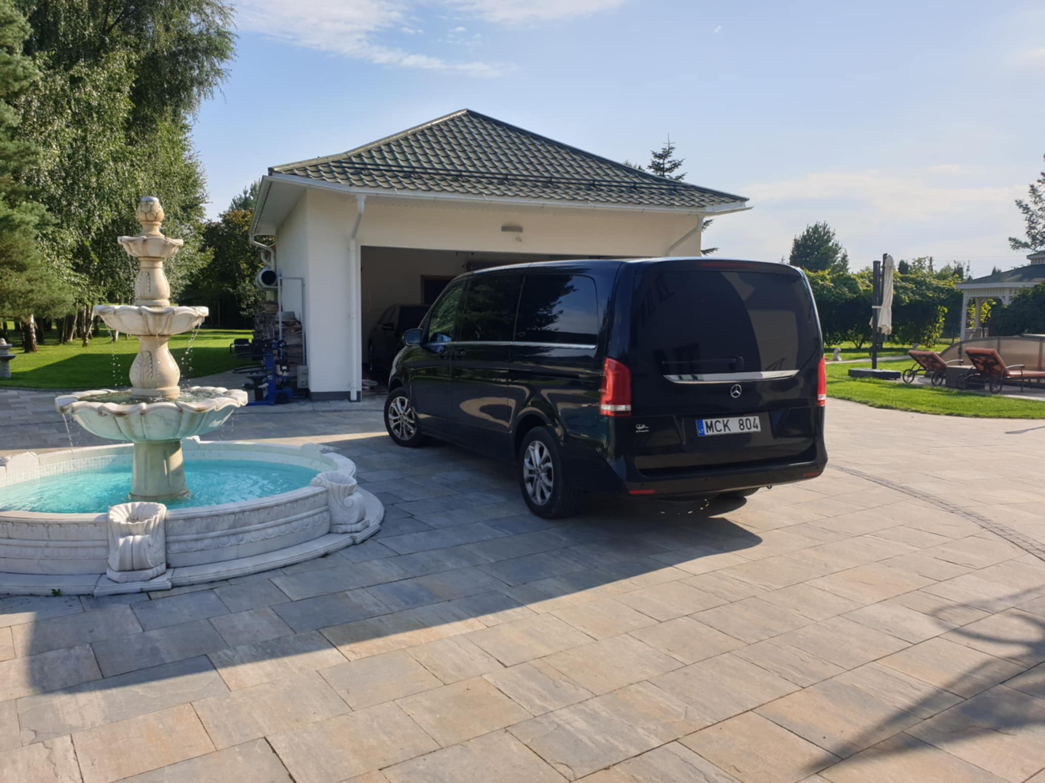 Kelionė Kaunas - Vilnius (Vilniaus oro uostas) arba Vilniaus oro uostas - Kaunas pasirinktu automobiliu