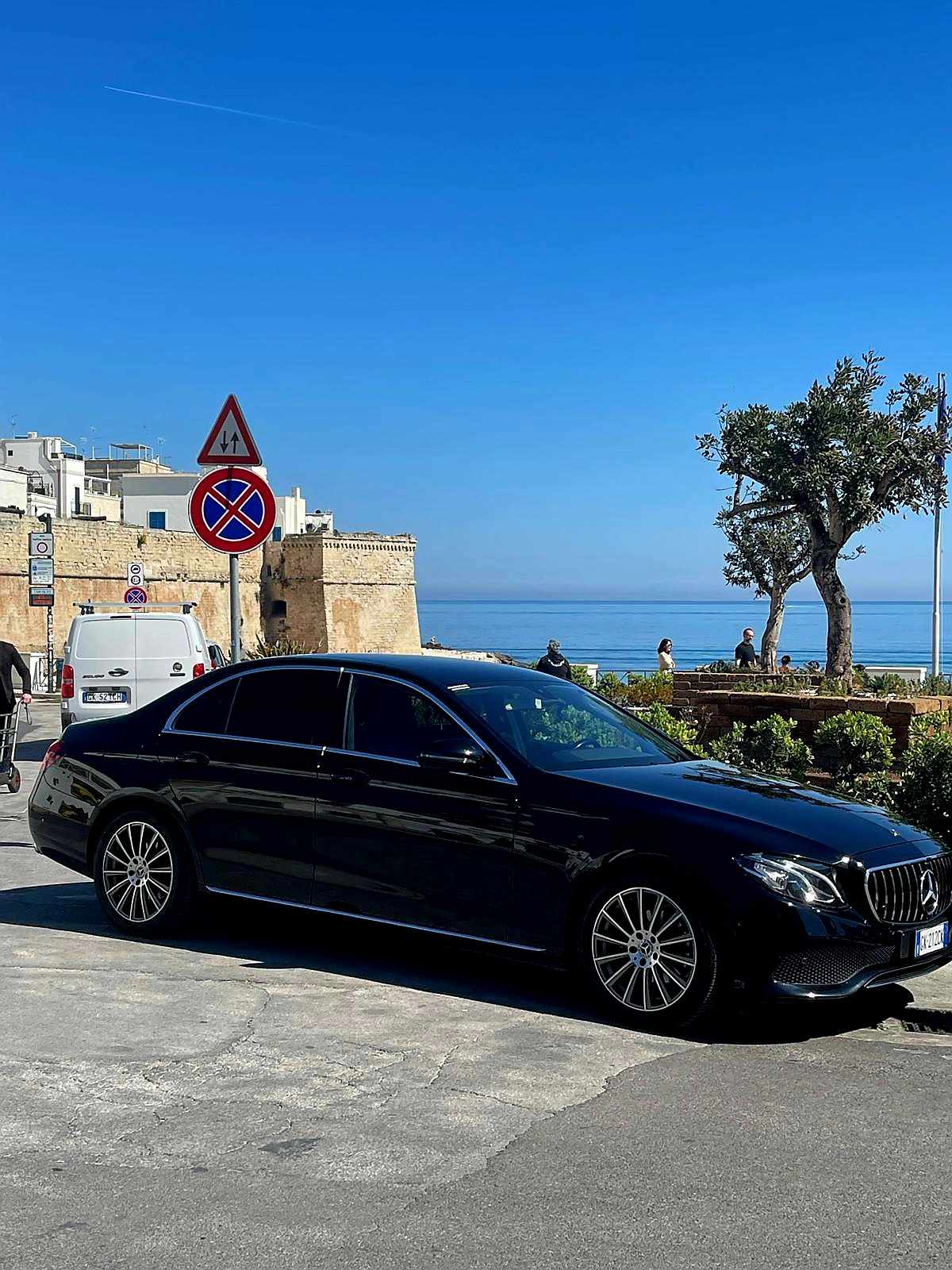 Luxury Mercedes in Italy 