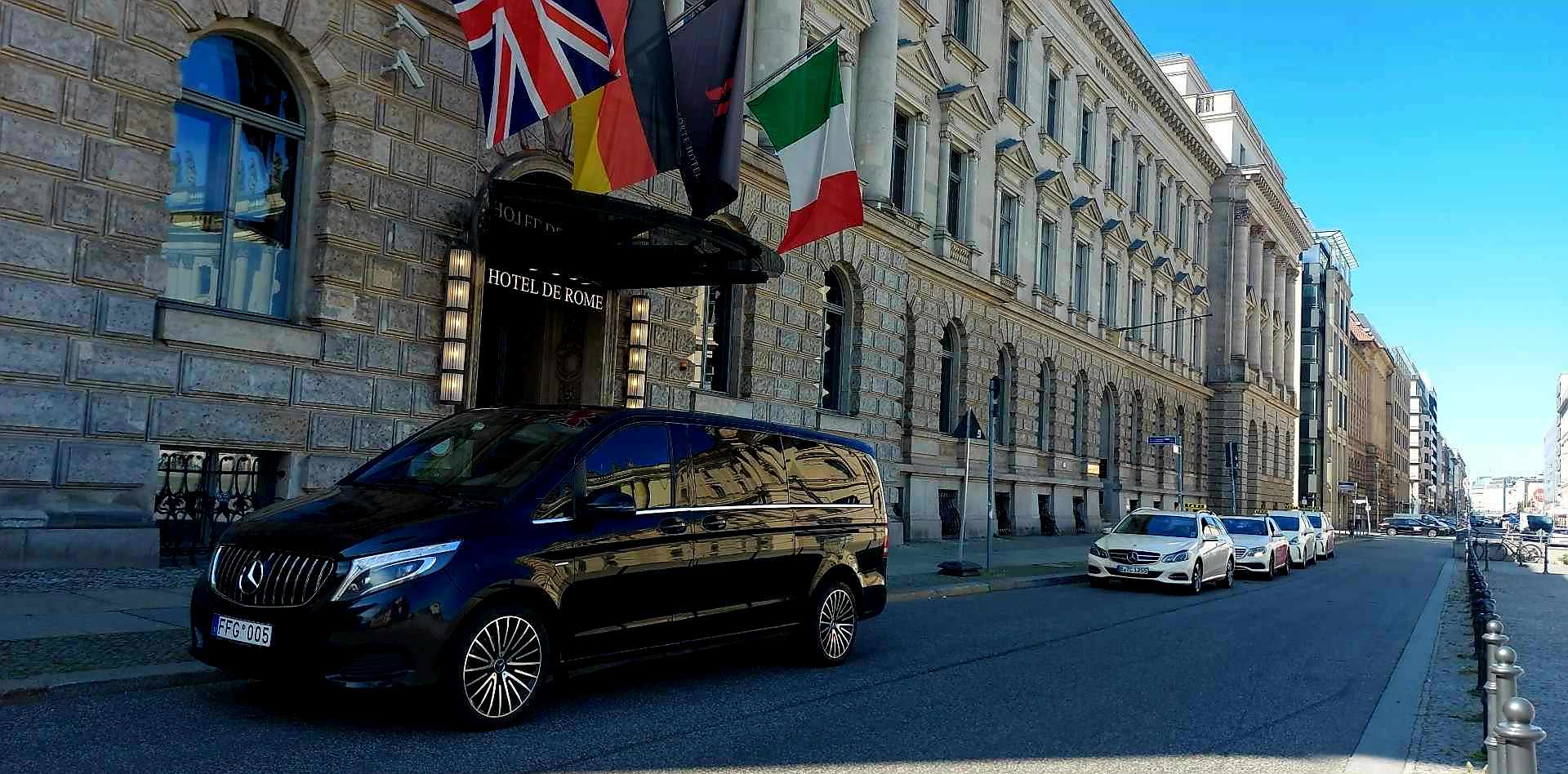 Luxury Van in Berlin, Hamburg and other cities in Deutschland