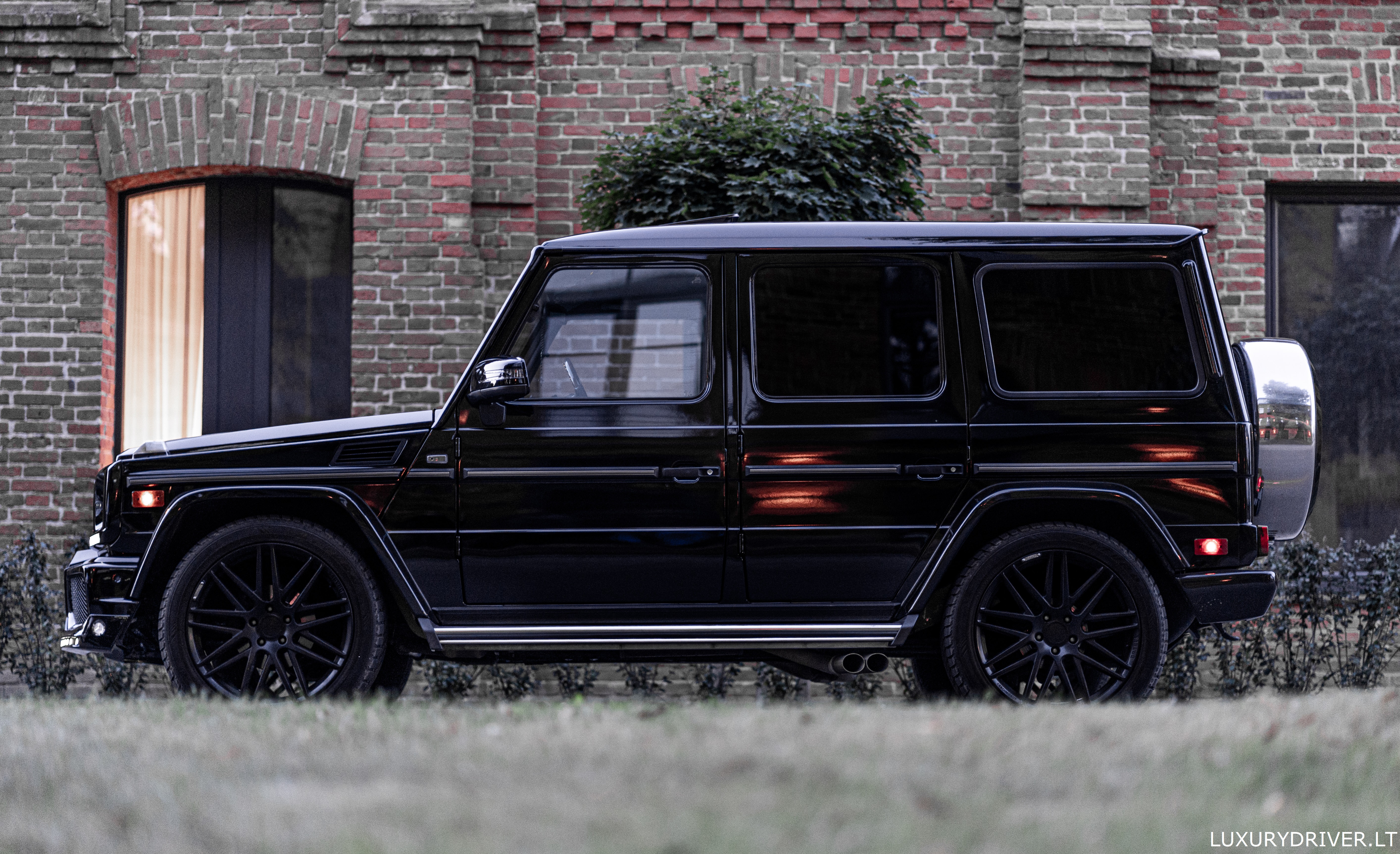 Mercedes G klasės nuoma su vairuotoju 
