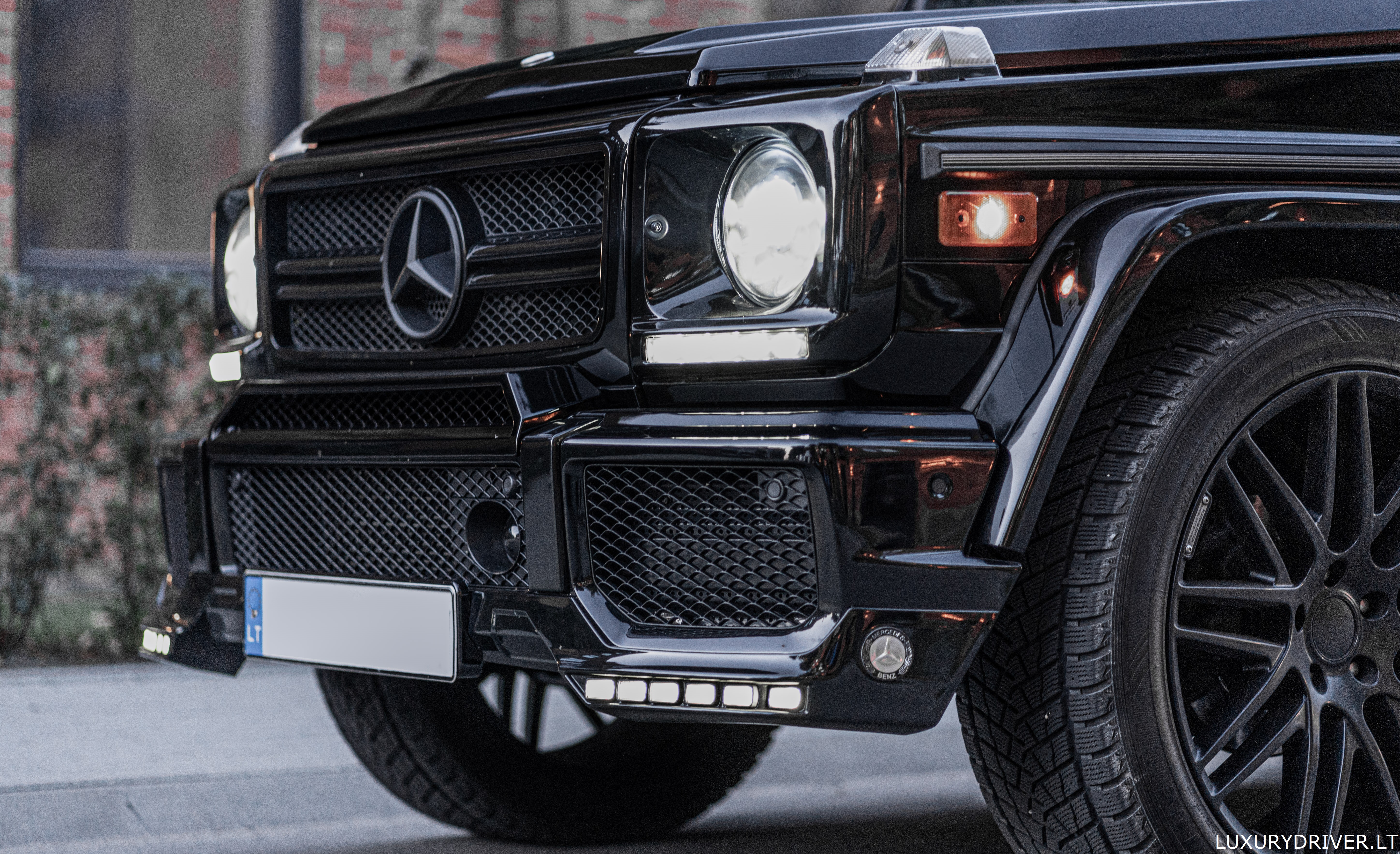 Mercedes G klasės nuoma su vairuotoju 