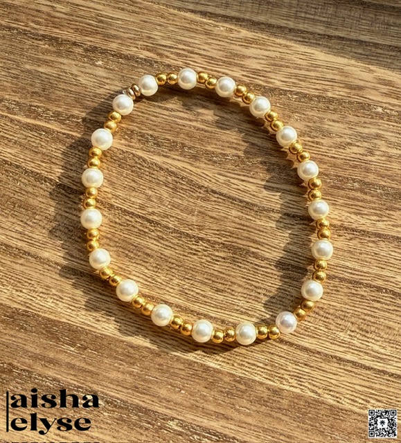 Handmade Gold and Pearl Bracelet