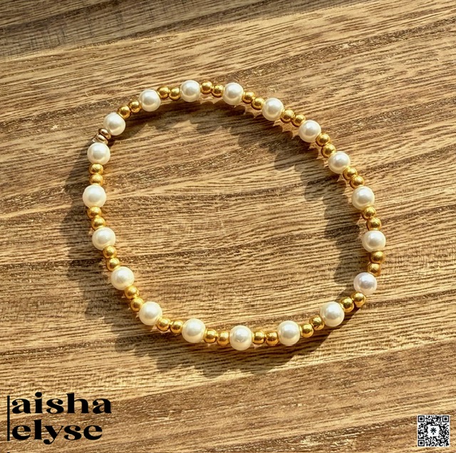 Handmade Gold and Pearl Bracelet