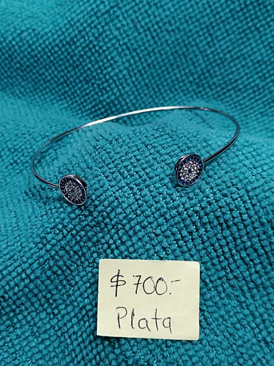 ESCLAVAS Y PULSERAS