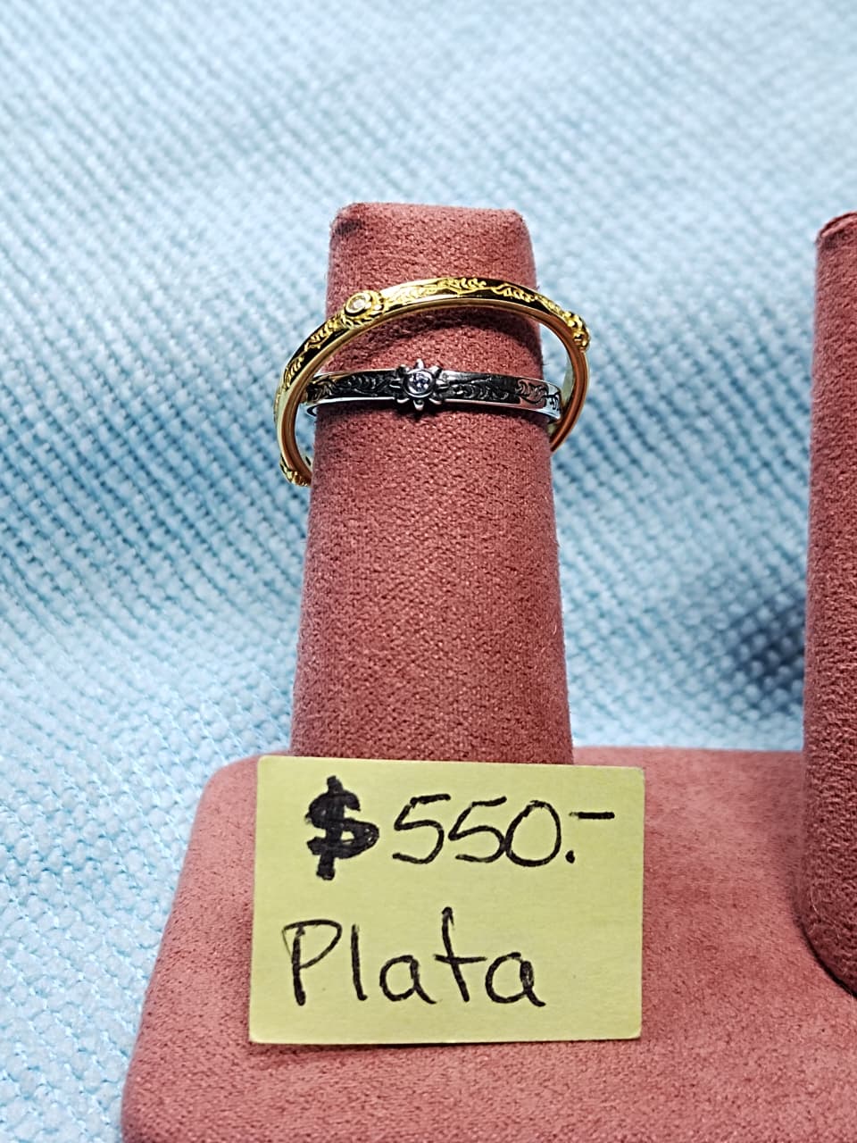Anillo de plata