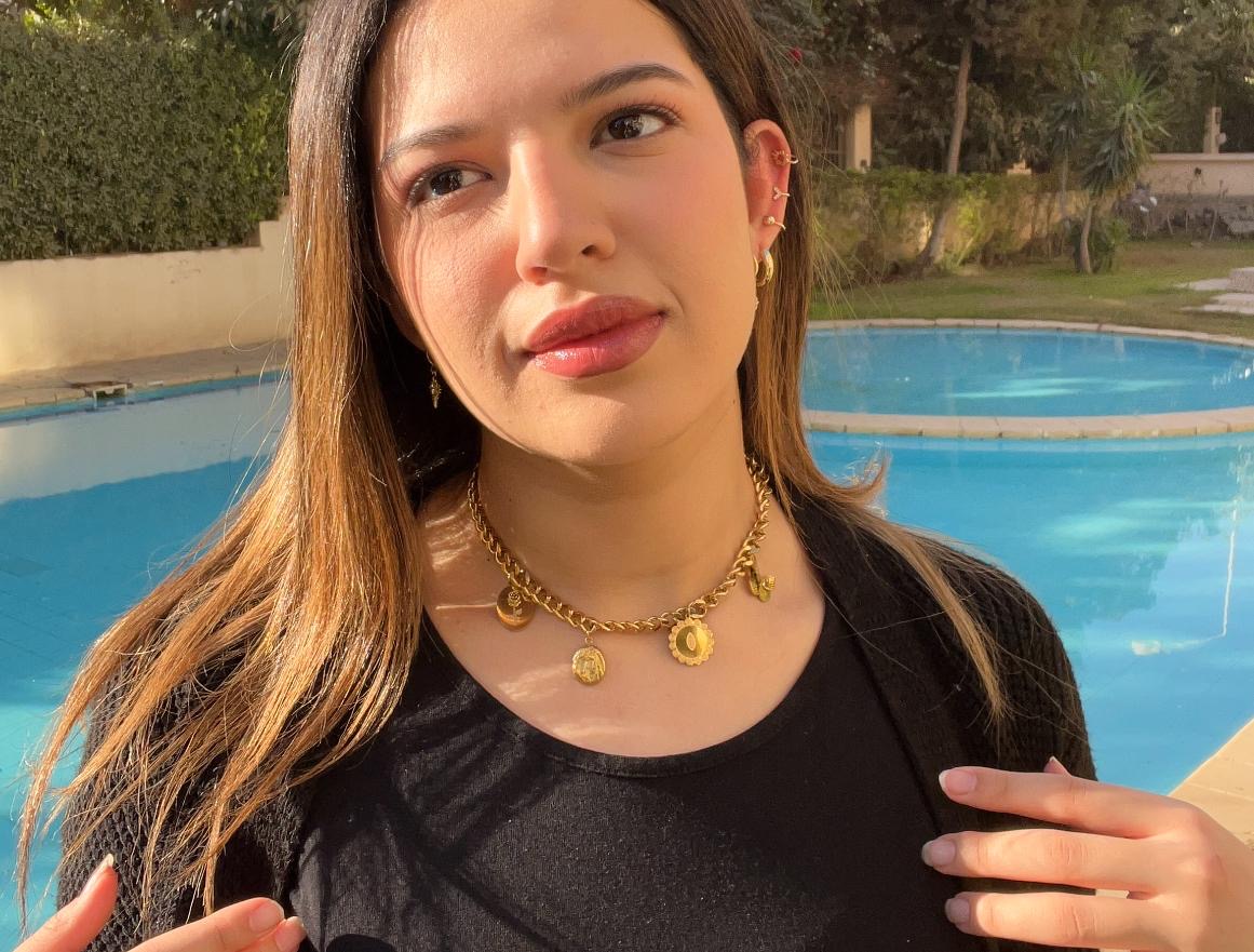 Big Coin Chain Necklace Gold