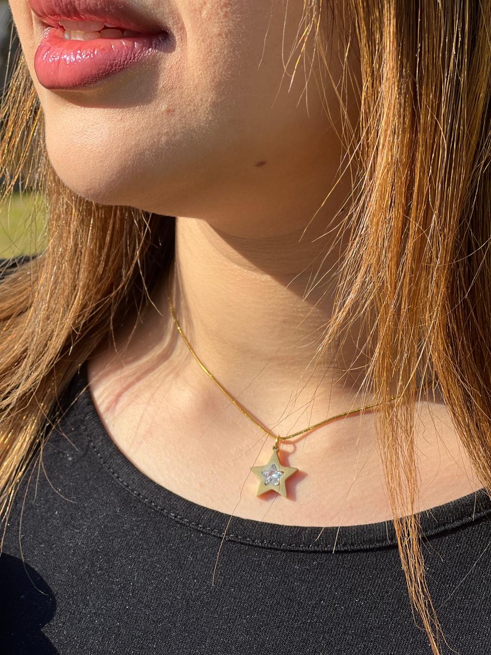 Gold star necklace 
