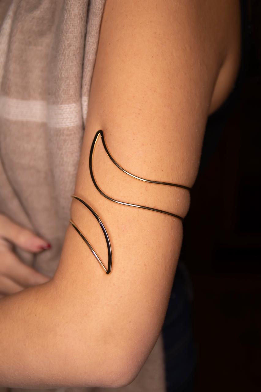 Minimalist Hollow Moon Armband Arm cuff
