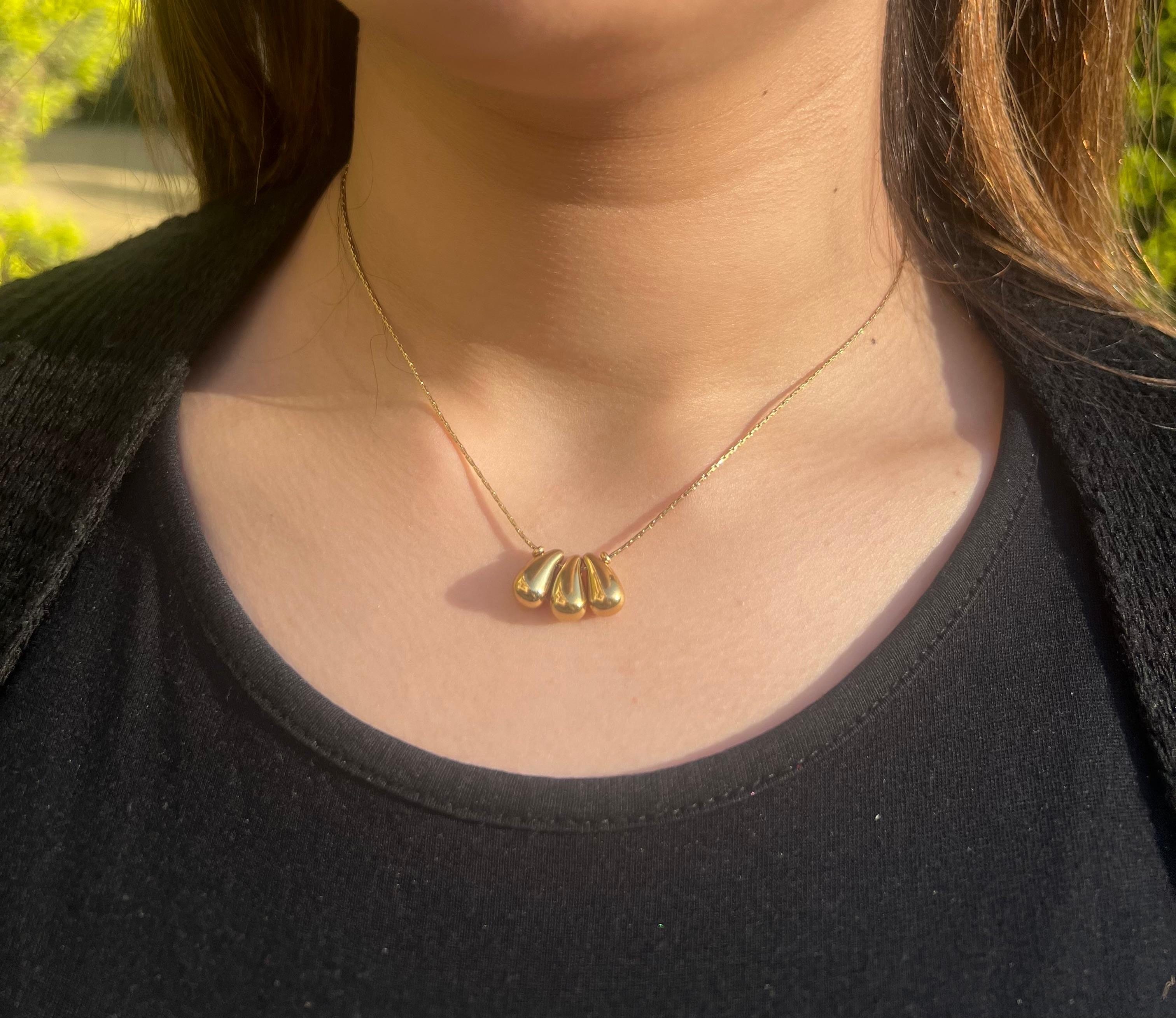 Bold drop necklace
