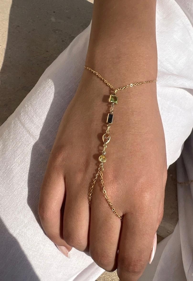 Colorful handchain 