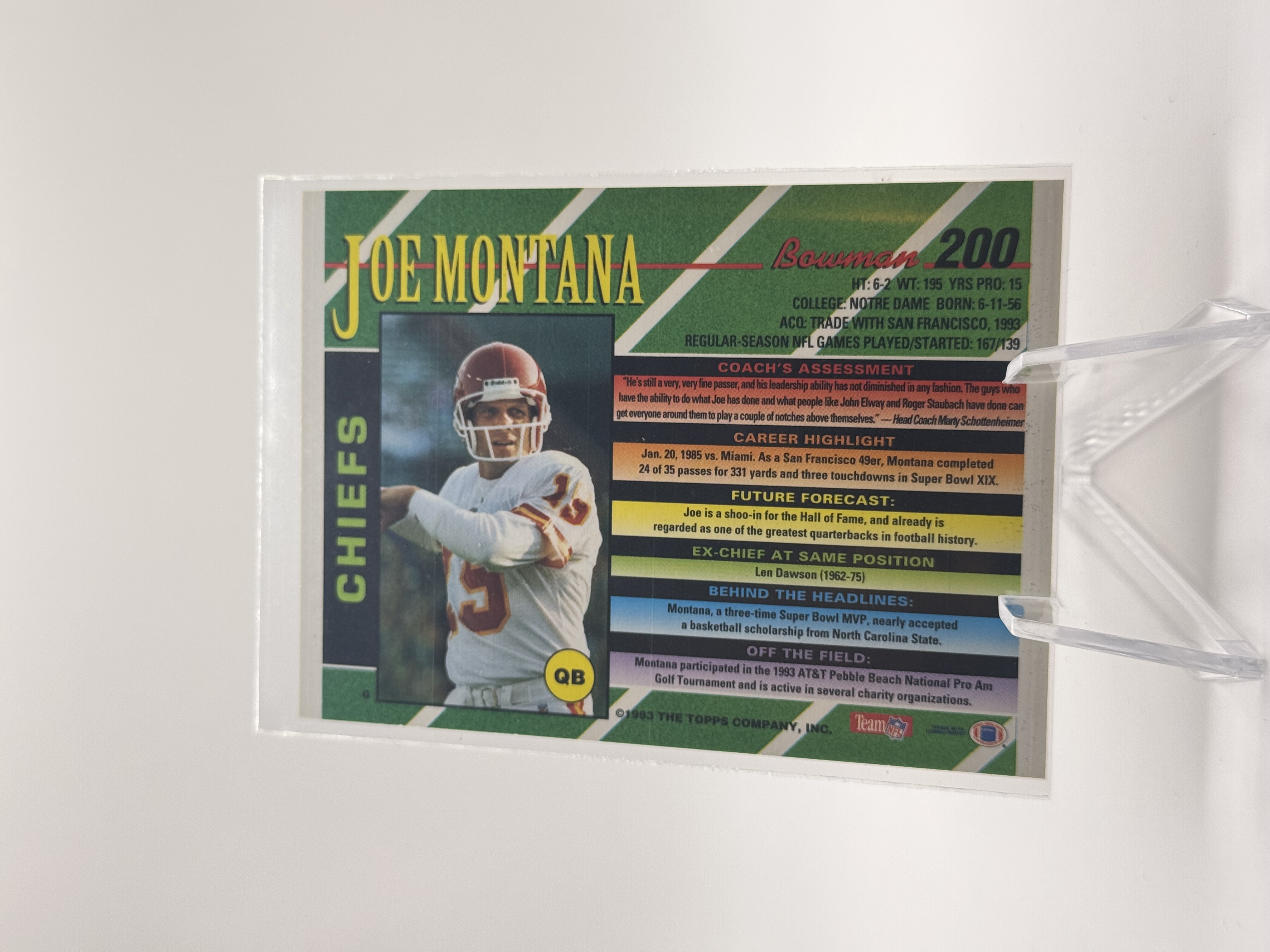 Joe Montana #200 - 1993 Bowman