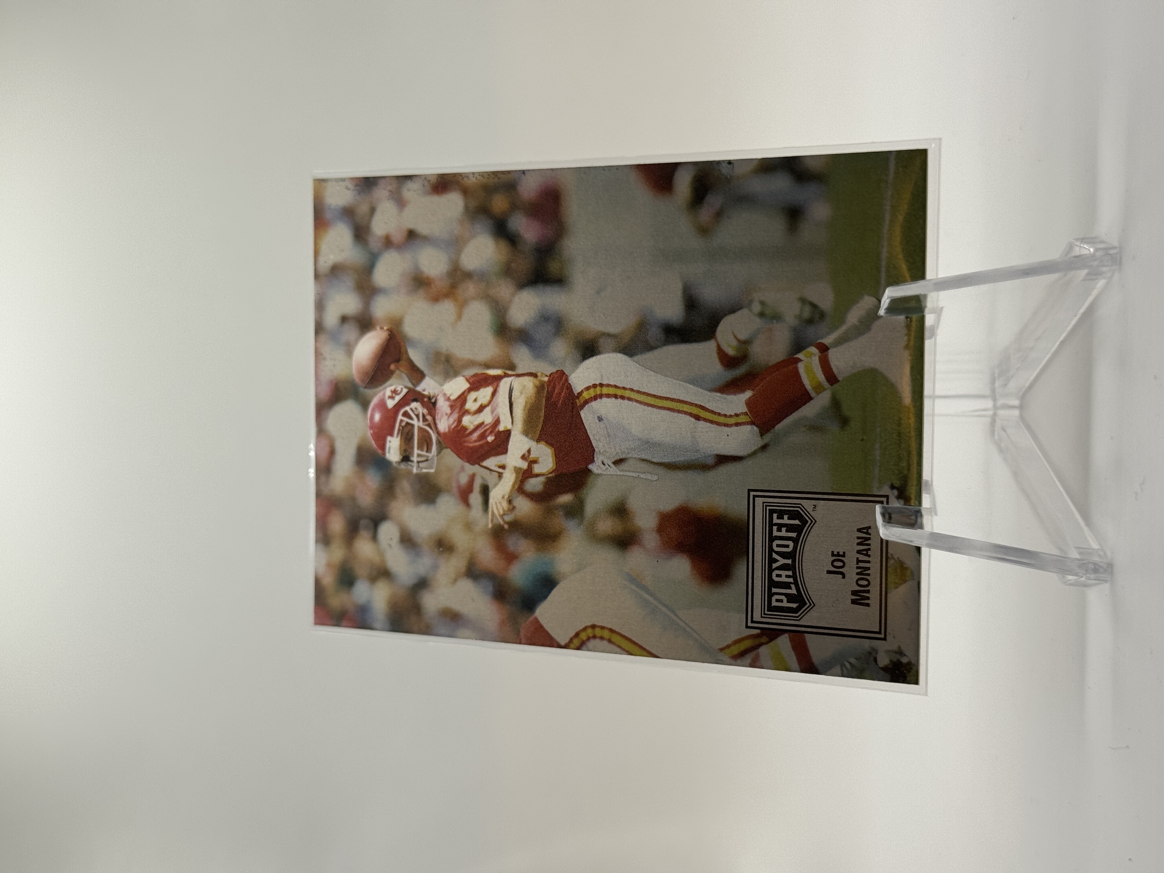 Joe Montana #20 1993 Playoff Contenders