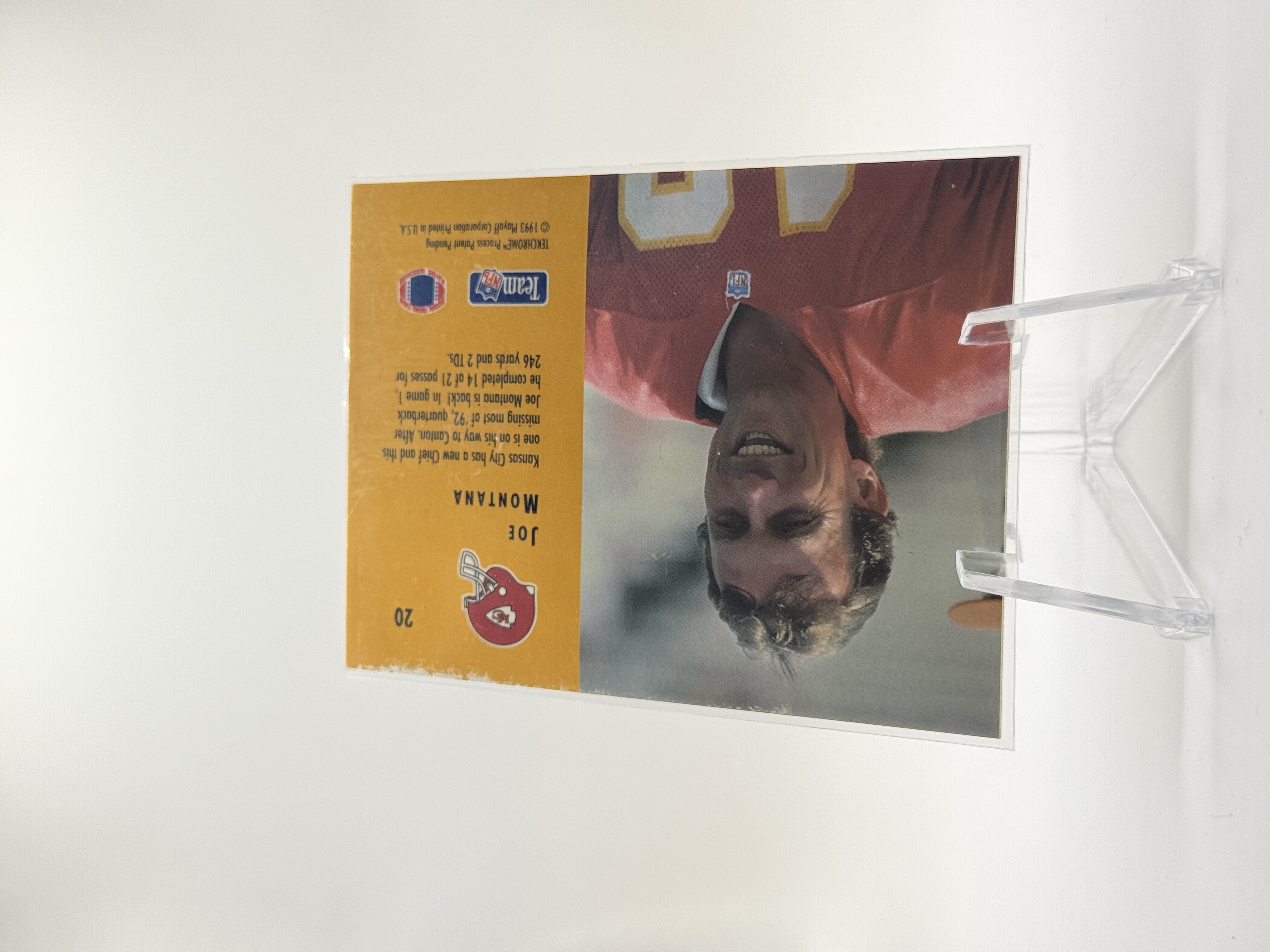 Joe Montana #20 1993 Playoff Contenders