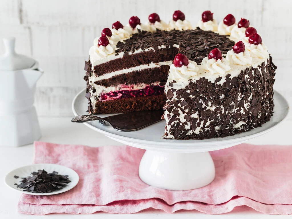 Black Forest Cake / "Schwarzwälder Kirschtorte" (for local delivery only)