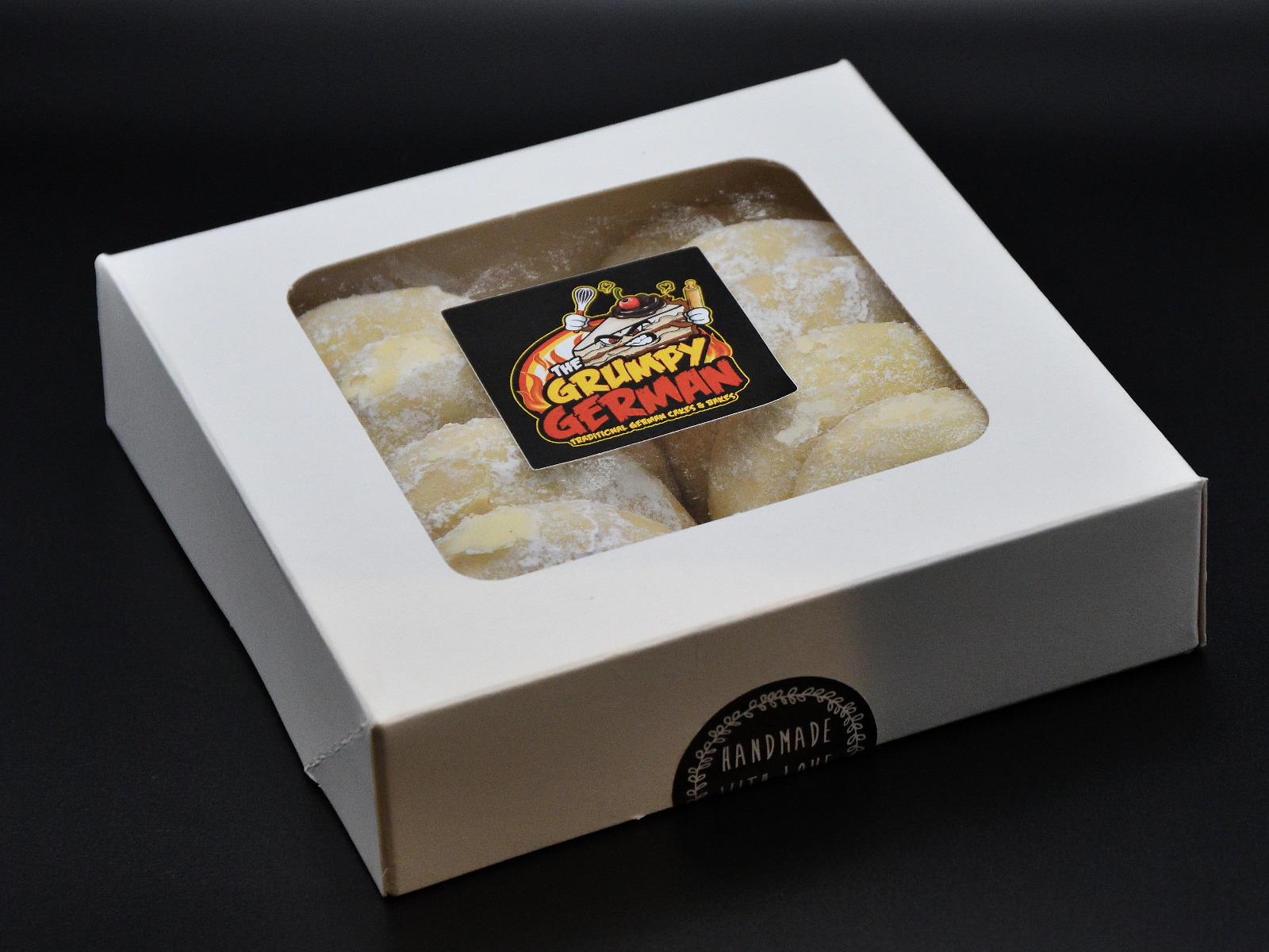 German Vanilla Crescent Cookies / "Vanillekipferl"