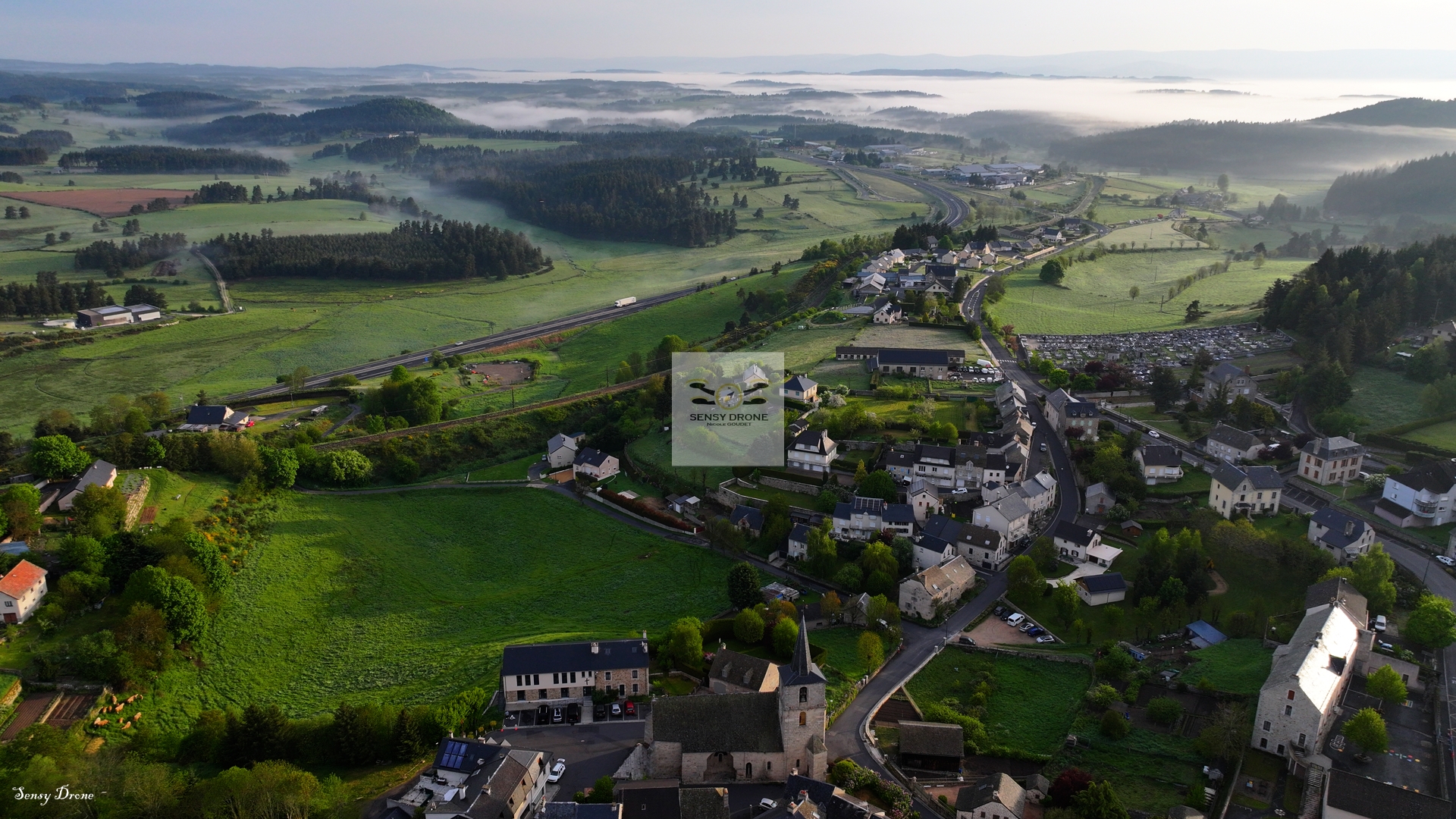Aumont-Aubrac – Porte de l’Aubrac sur la voie du Puy