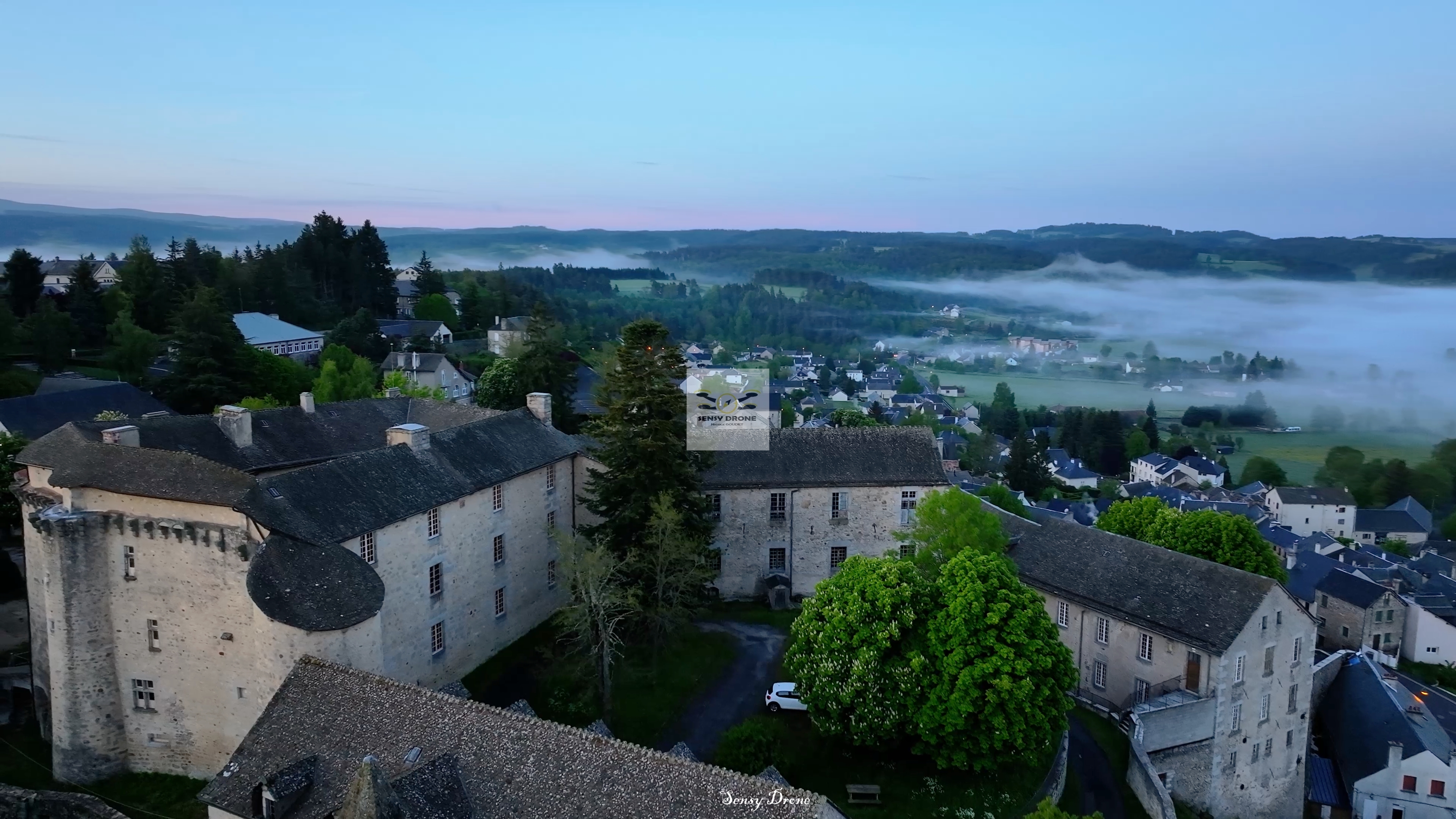 Saint-Alban-sur-Limagnole – Cœur de Margeride vu du ciel