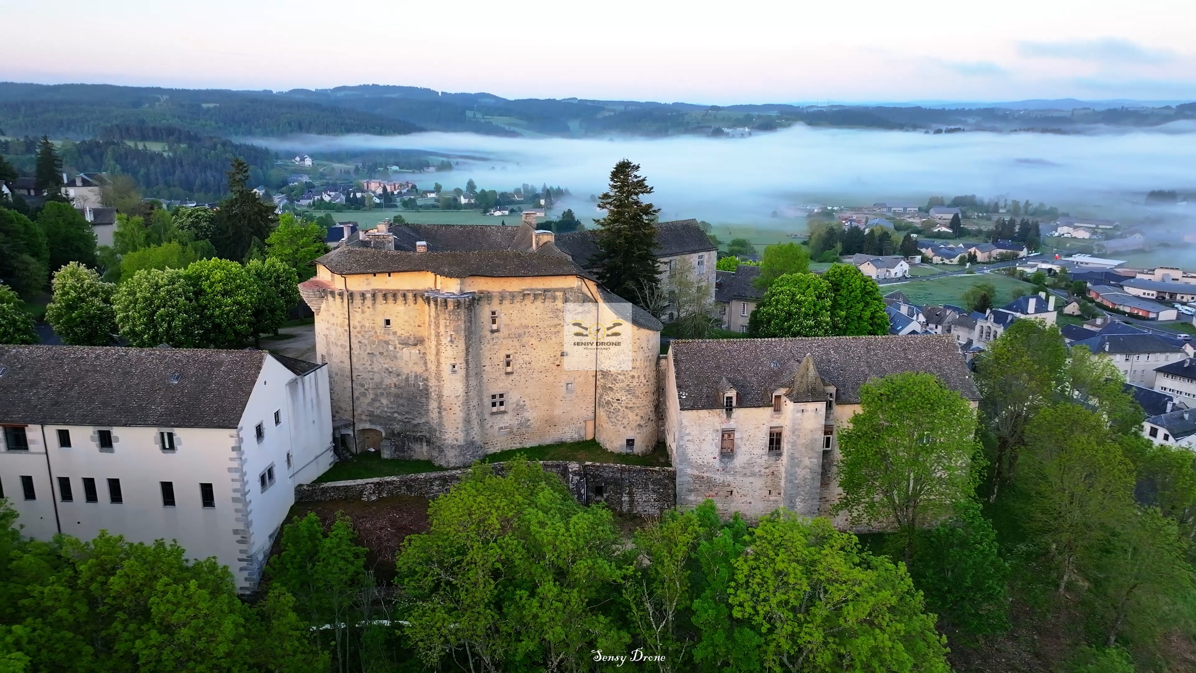 Saint-Alban-sur-Limagnole – Cœur de Margeride vu du ciel
