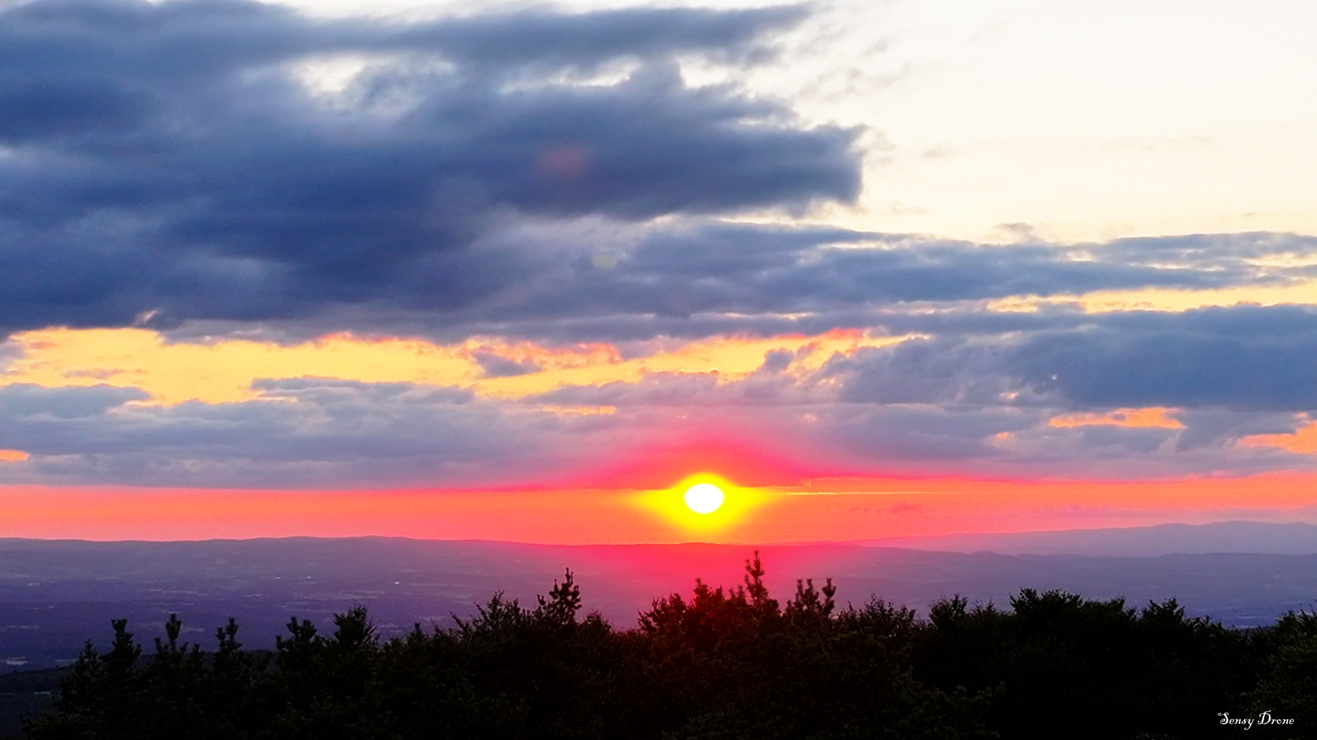 Coucher de soleil sur Fortunio – Margeride en feu