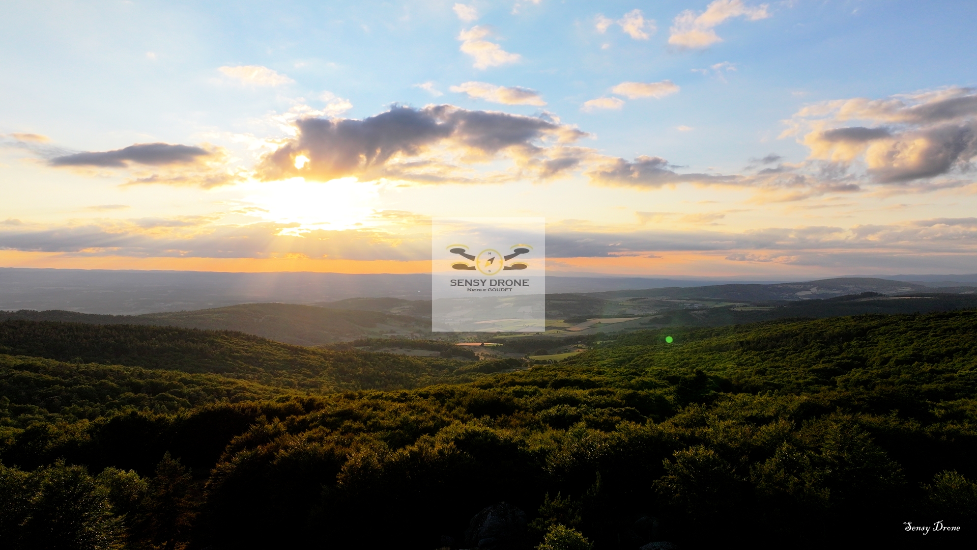 Coucher de soleil sur Fortunio – Margeride en feu