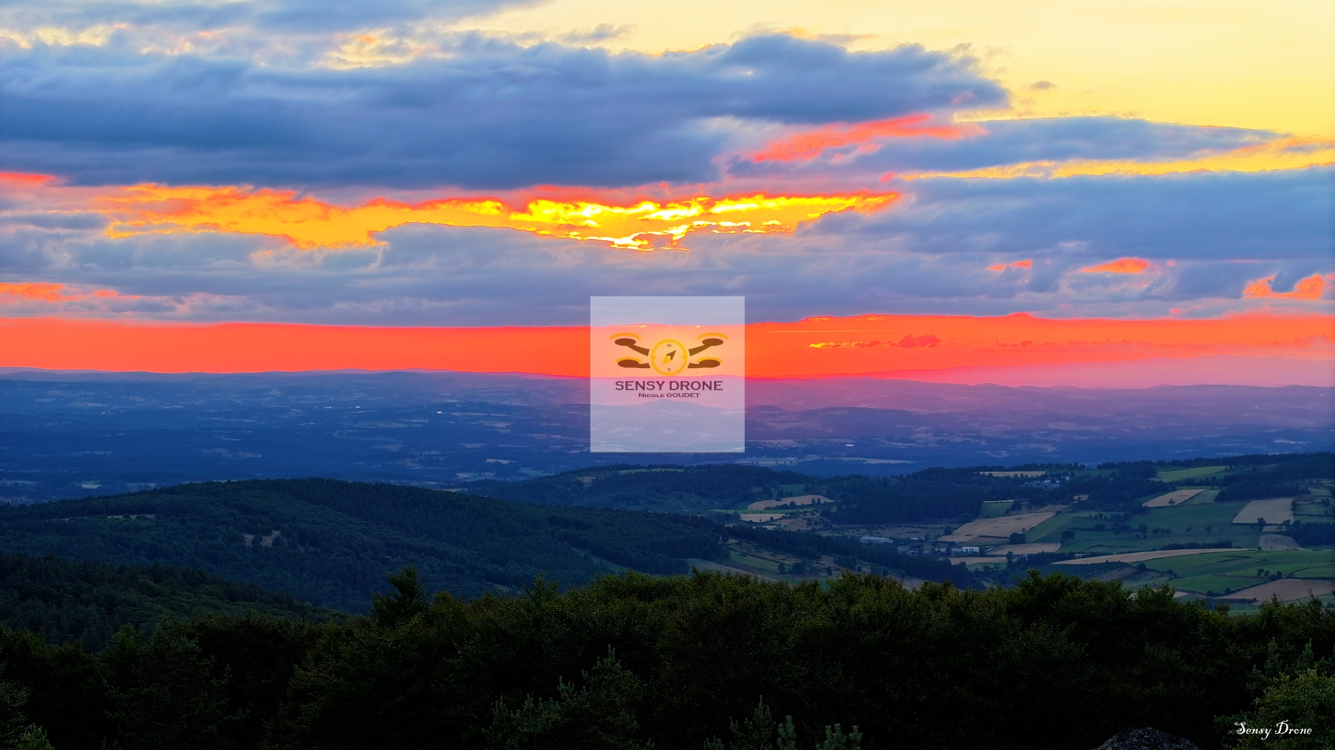 Coucher de soleil sur Fortunio – Margeride en feu