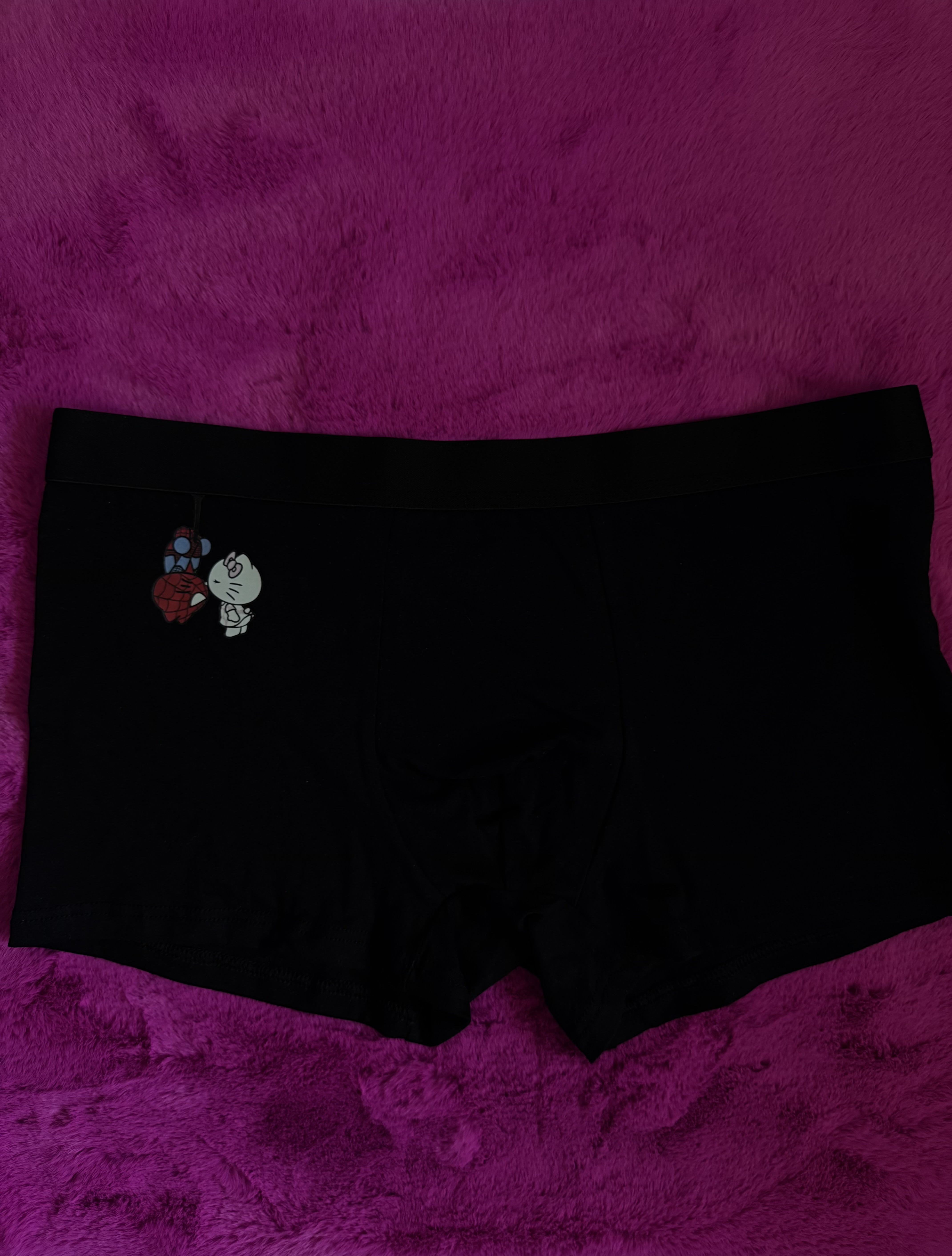 Set Spider-Man e Hello Kitty "in Love"