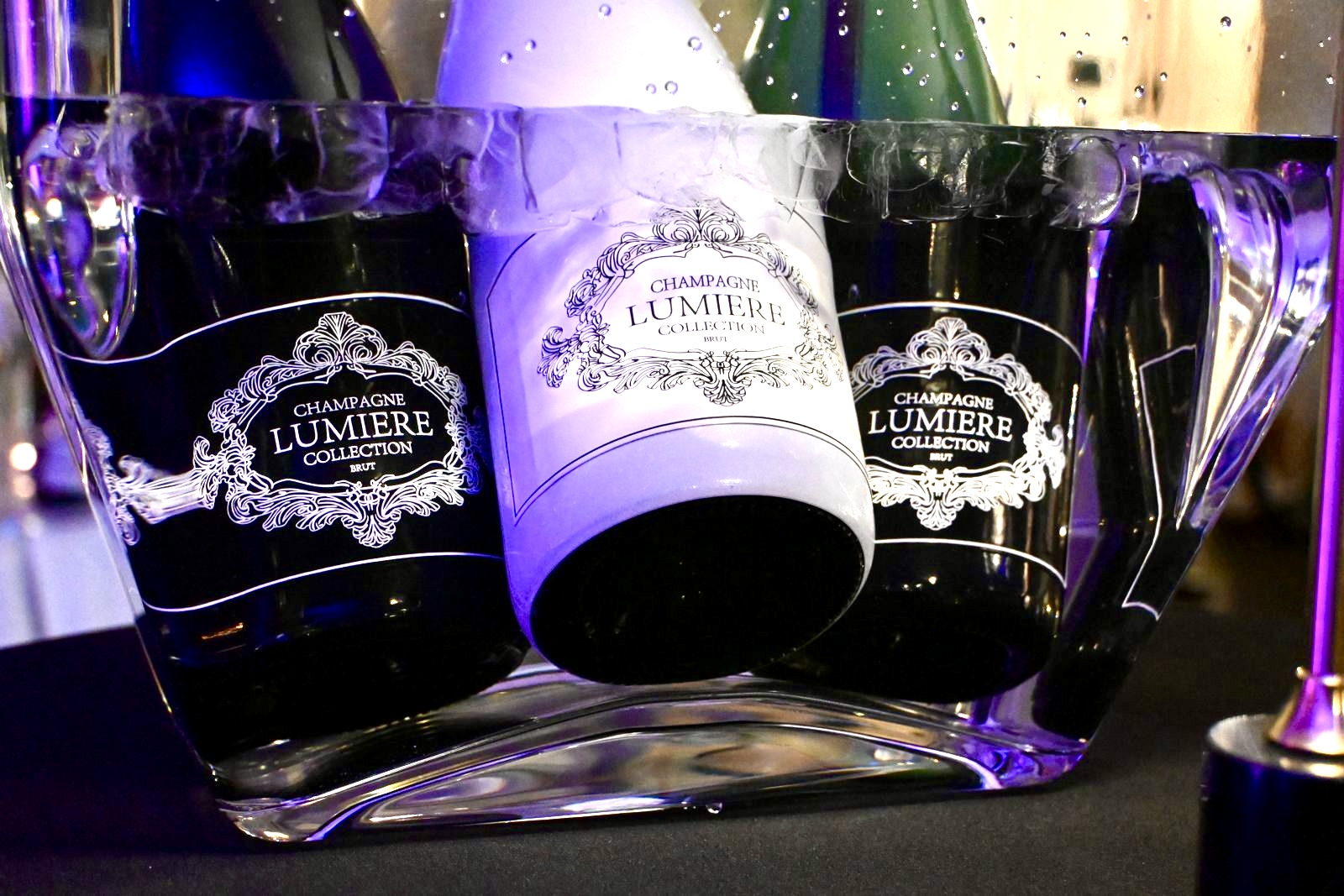 Champagne Edition Blanc professionnels (vendu par 6 bouteilles)