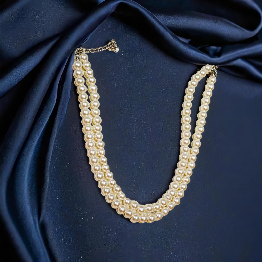 Elegant Pearl Necklace