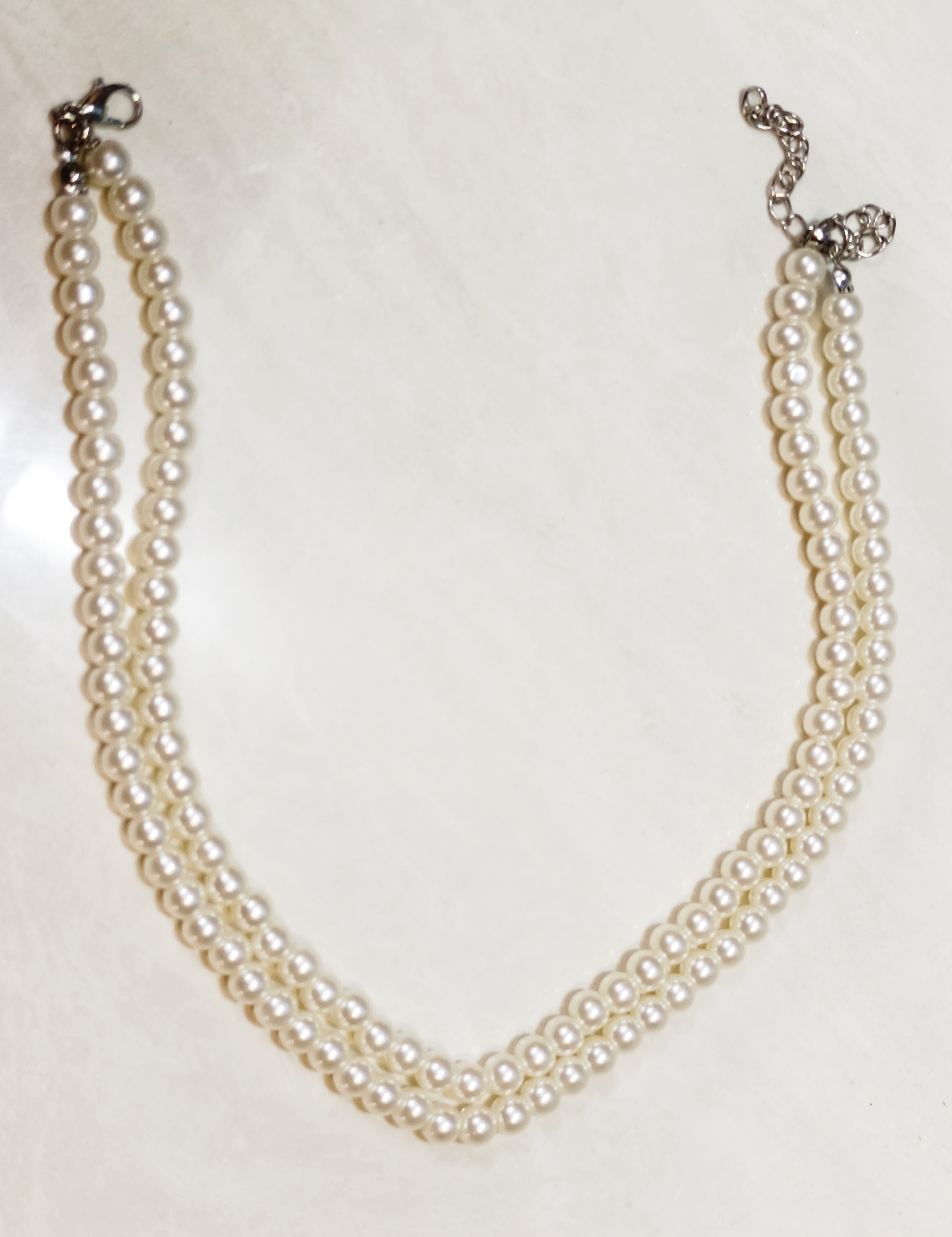 Elegant Pearl Necklace