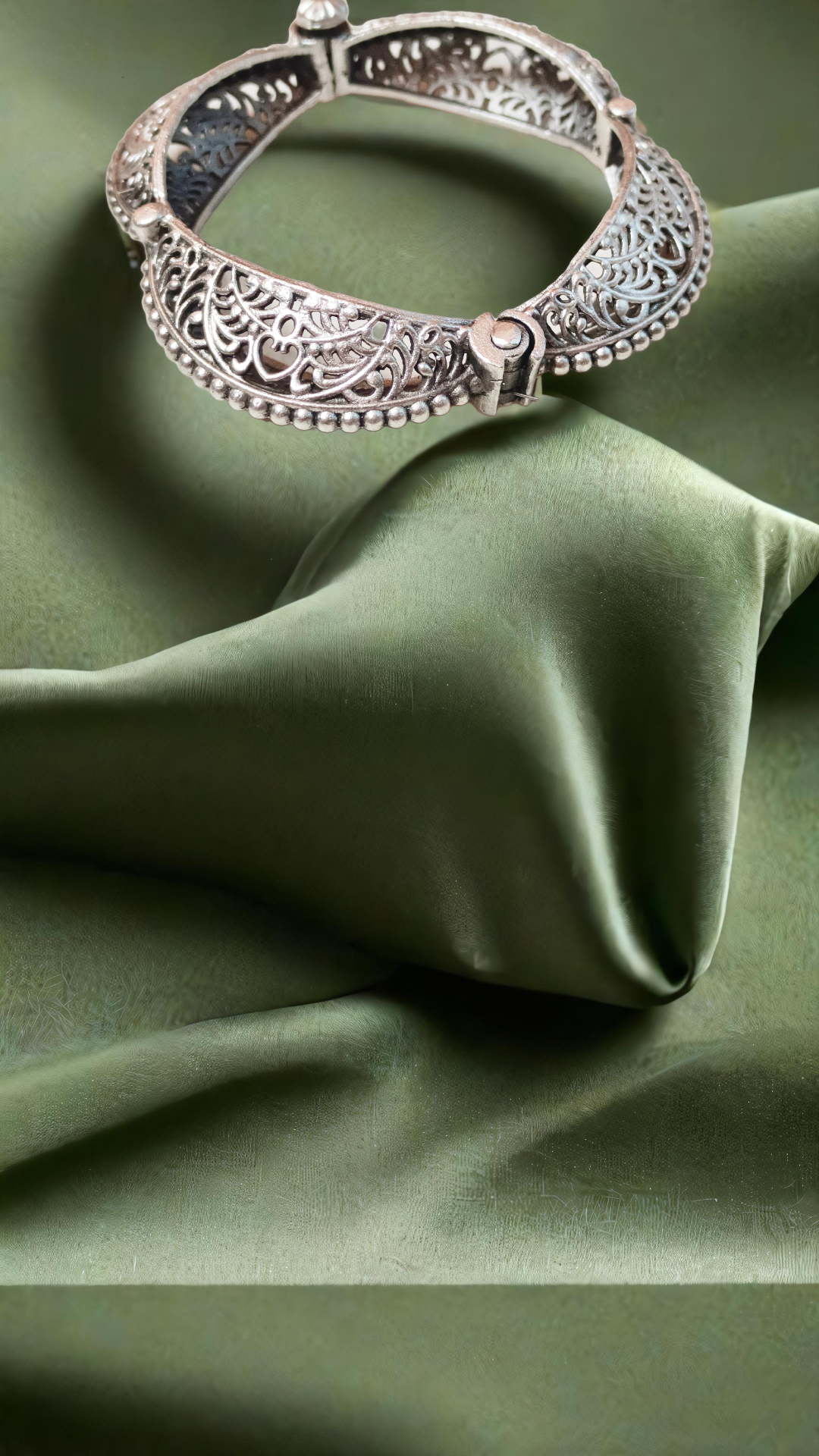 Elegant Silver Bracelet