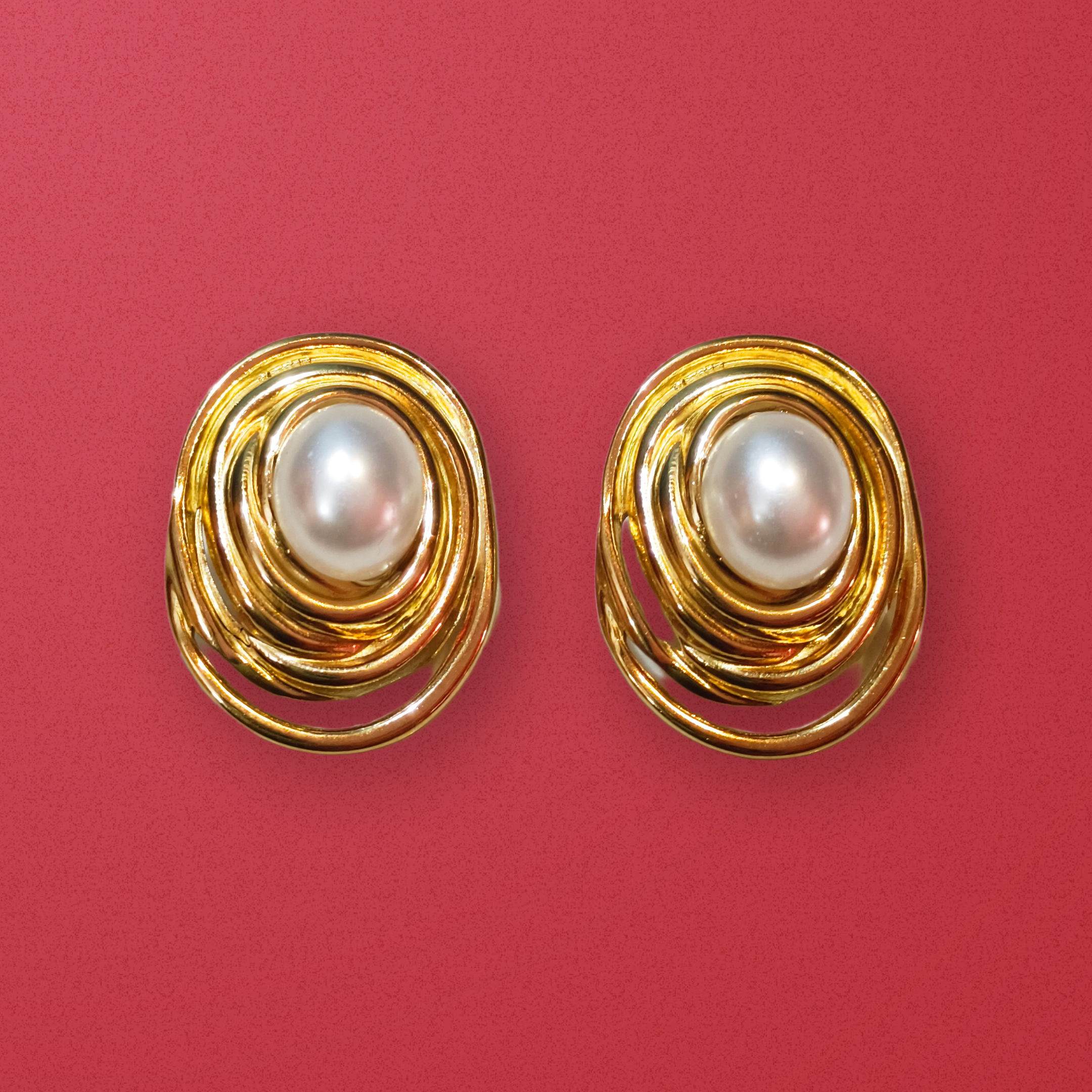Gold Pearl Earrings
