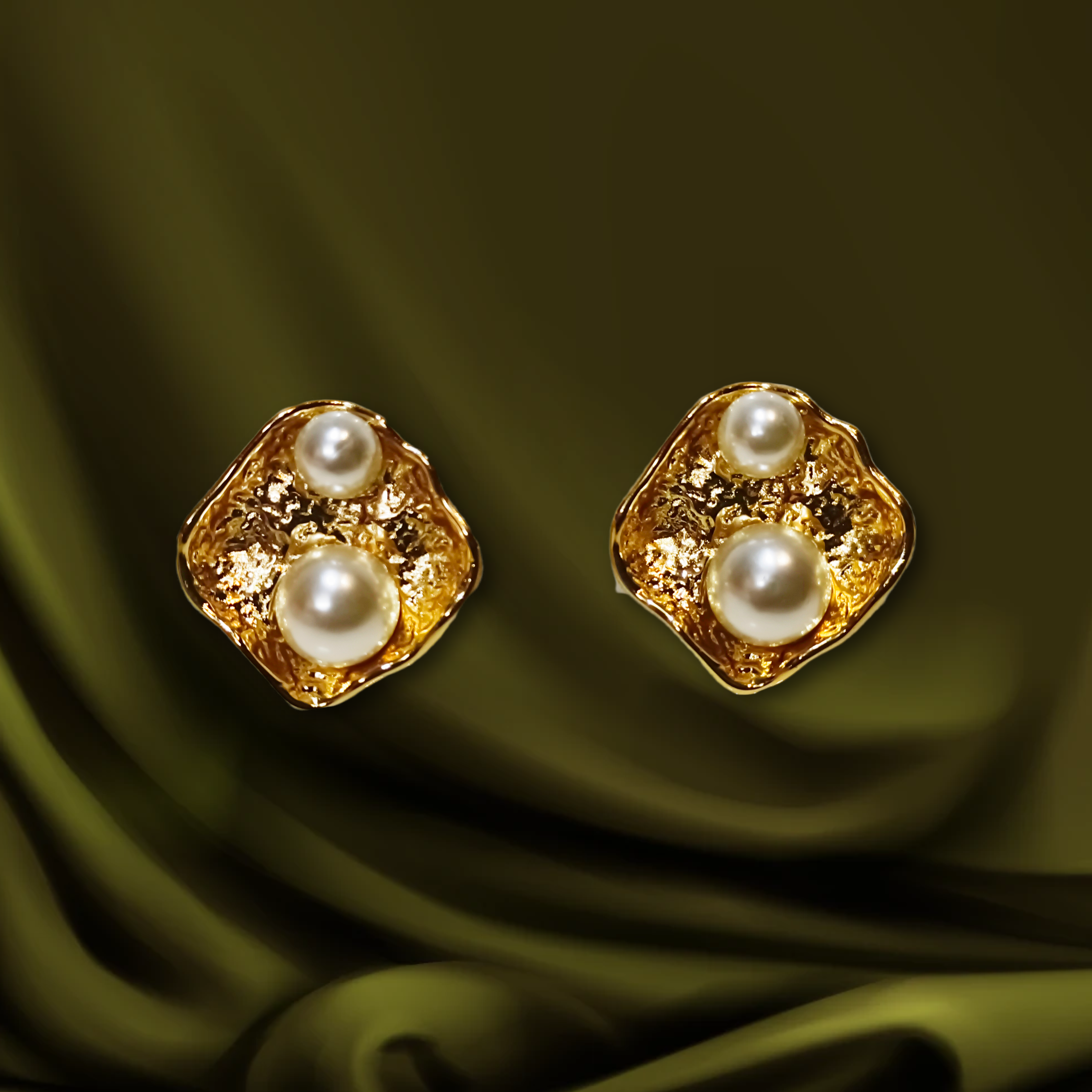 Elegant Pearl and Gold Earrings