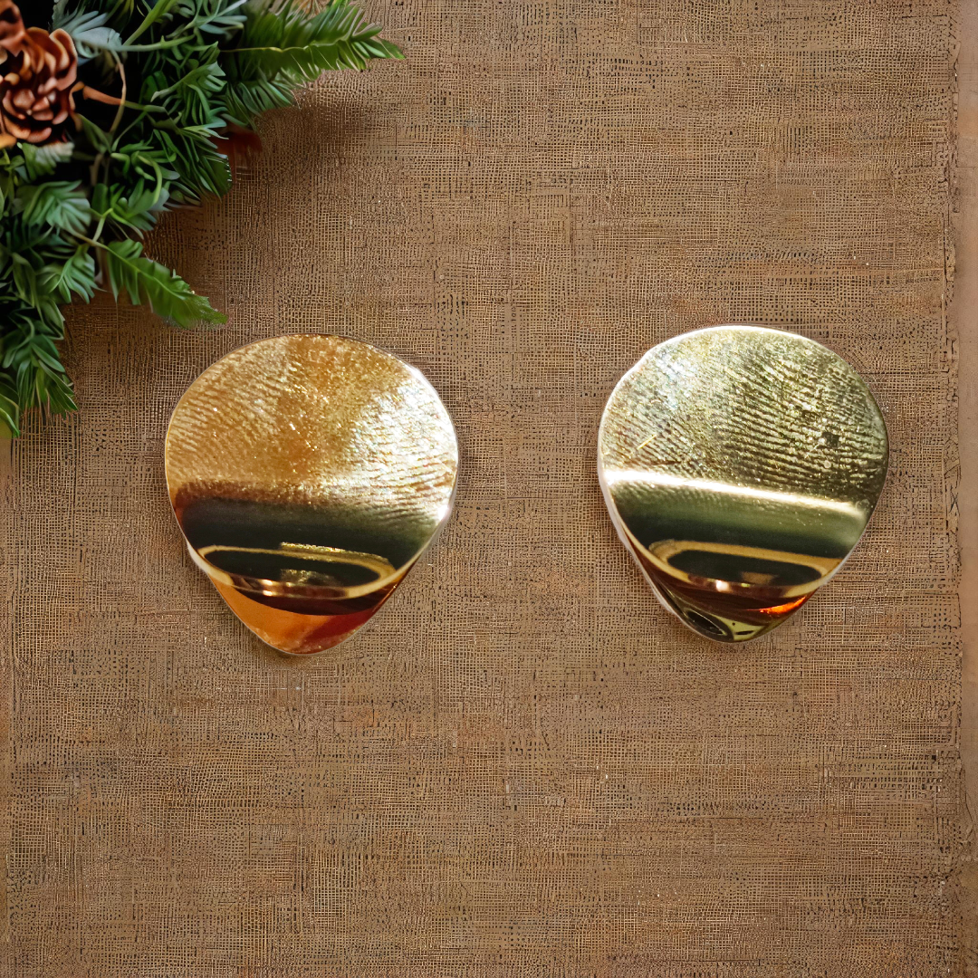 Gold Tone Decorative Clips